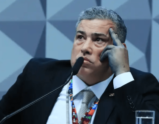 Presidente da Conafer entrega laudo de problema grave no cora��o � Pol�cia Federal