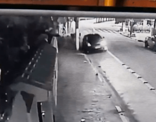 V�deo mostra motorista fugindo ap�s atropelar e matar ciclista no litoral de S�o Paulo